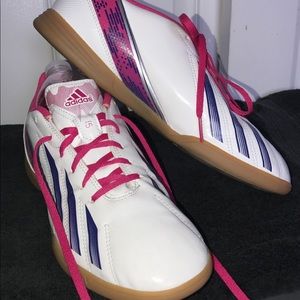 Adidas *BRAND NEW NEVER WORN* Indoor Soccer Shoes